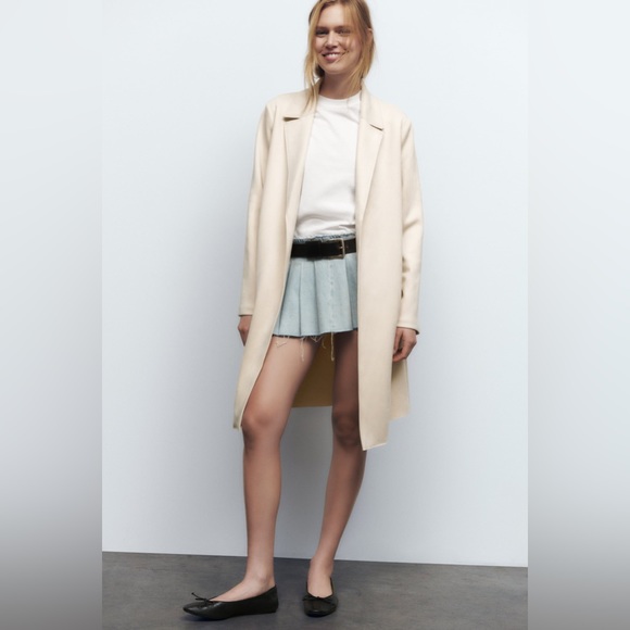 Zara Jackets & Blazers - ZARA Faux Suède Coat in Ecru size M